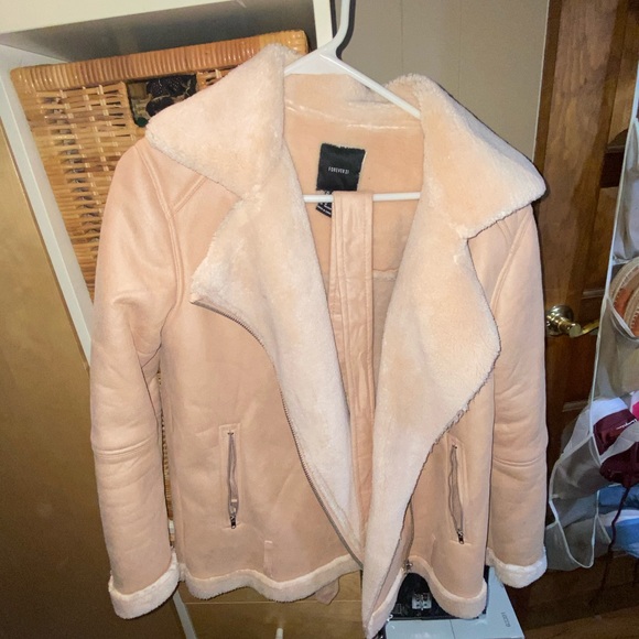 Baby pink fur winter coat with belt suede comfy - Picture 2 of 4